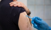 В Тульскую область поступила вакцина от коронавируса для детей